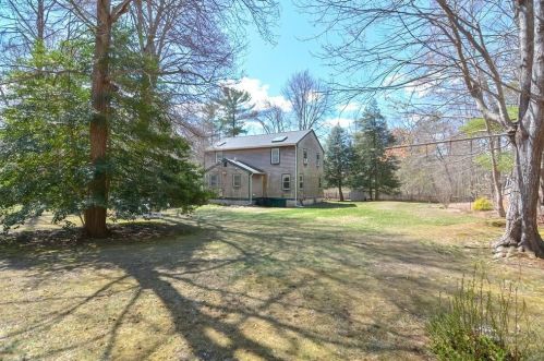 115 Chestnut Rd, Halifax, MA 02338 exterior