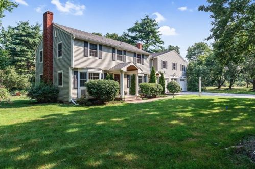 6 Haven Rd, Medfield, MA 02052 exterior