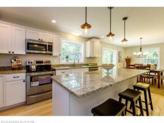 9 Pasture Way, Falmouth, ME 04105 exterior