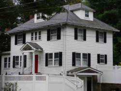 619 Chestnut St, Newton, MA 02468 exterior