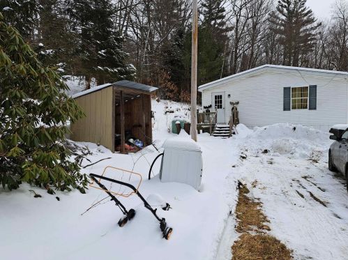 676 2Nd Nh Tpke, Unity, NH 03743 exterior