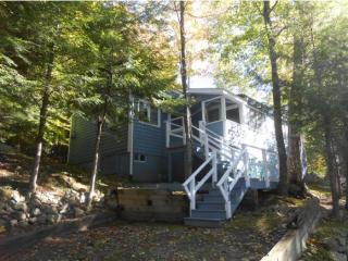 648 Goose Pond Rd, Canaan, NH 03741 exterior