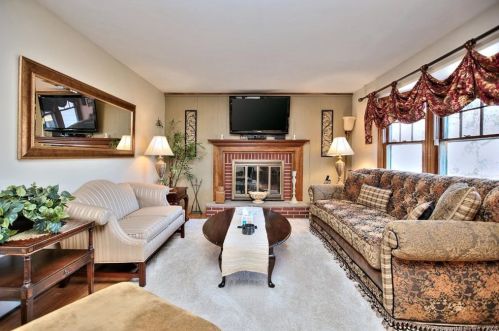 352 Wheelers Farms Rd, Milford, CT 06461 exterior