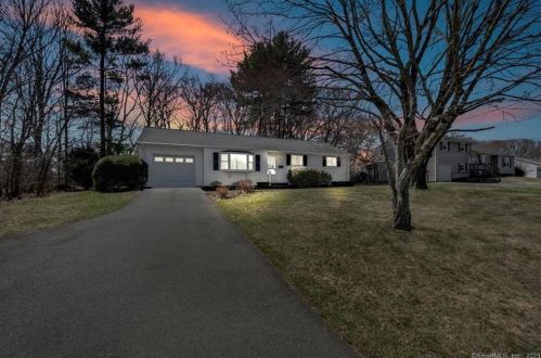 70 Dogwood Ln, Wapping, CT 06074 exterior