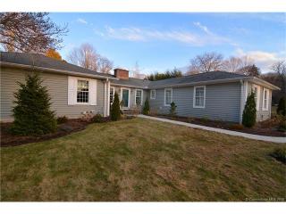 60 Bronson Dr, Waterbury, CT 06762 exterior