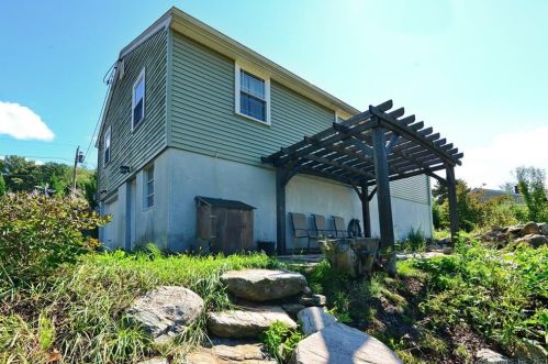 8 Linda Ln, Fabyan, CT 06255 exterior