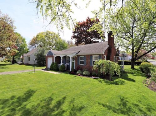531 Nott St, Hartford, CT 06109 exterior