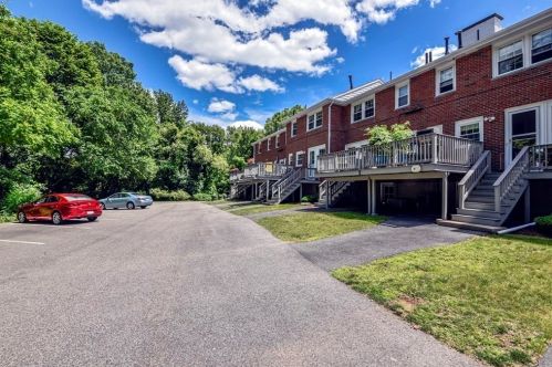38 Clough Rd, Dedham, MA 02026 exterior