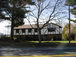 1640 Commonwealth Ave, Newton, MA 02465 exterior