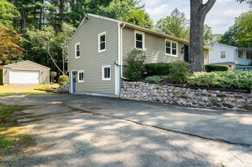 21 South St, Easthampton, MA 01027 exterior