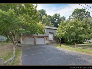 36 Richard Blvd, Huntington, CT 06484 exterior