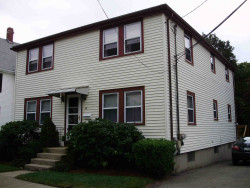 9 Mague Pl, Newton, MA 02465 exterior