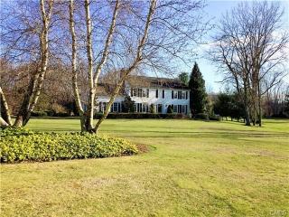 6 Limekiln Ct, Bethel, CT 06801 exterior