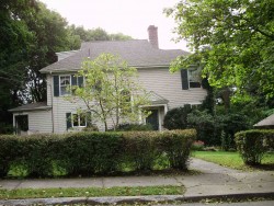 26 Annawan Rd, Newton, MA 02468 exterior