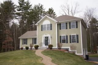 12 Blackbird Ln, Hudson, NH 03051 exterior