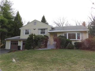 27 Springbrook Ln, Simsbury, CT 06070 exterior