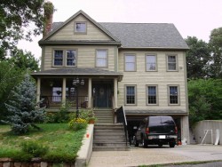 133 Charlemont St, Newton, MA 02461 exterior