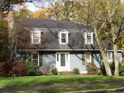 11 Arlo Rd, Newton, MA 02464 exterior