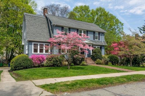 10 Chapin Rd, Newton, MA 02459 exterior