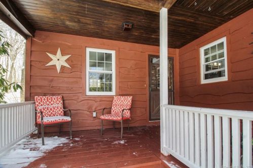 2 Overlook Rd, Terryville, CT 06786 exterior