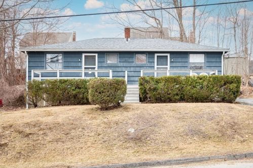 29 Scenic Dr, Worcester, MA 01602 exterior