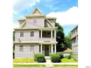 161 Wayne St, Bridgeport, CT 06606 exterior