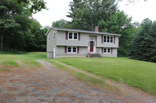 47 Hardscrabble Rd, Litchfield, ME 04350 exterior