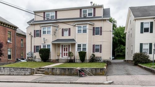 322 Grove St, Woonsocket, RI 02895 exterior