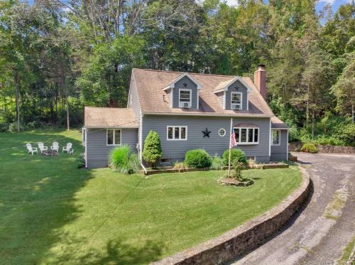 706 Kent Rd, Gaylordsville, CT 06755 exterior