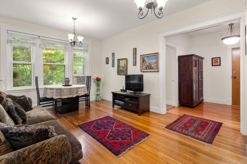 50 Jamaicaway, Roxbury-Xing, MA 02130 exterior