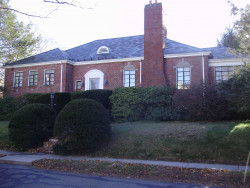 4 Kenilworth St, Newton, MA 02458 exterior