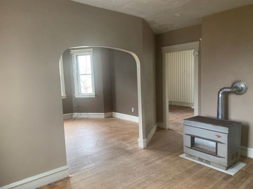 46 Hall St, Fall-River, MA 02724 exterior