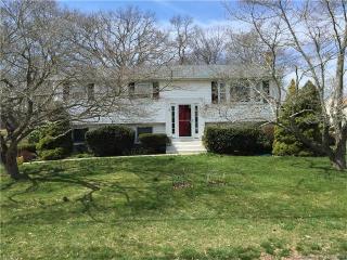 326 Ring Dr, Groton, CT 06340 exterior