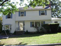 12 Milo St, Newton, MA 02465 exterior