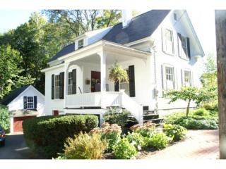 19 Chestnut Ct, Concord, NH 03301 exterior