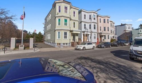 276 Maverick St, Roxbury-Xing, MA 02128 exterior