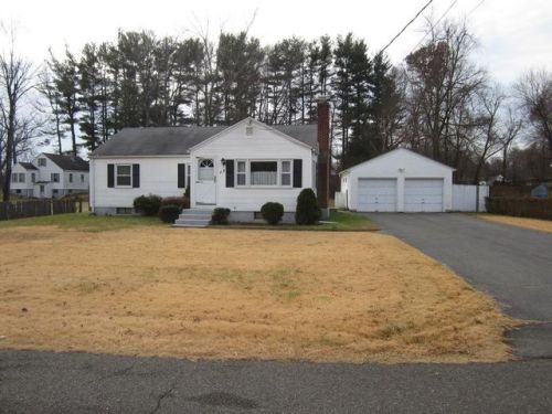 17 Simpson Cir, Agawam, MA 01001 exterior