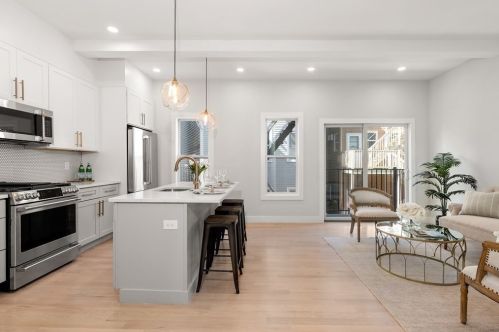 481 Sumner St, Roxbury-Xing, MA 02128 exterior
