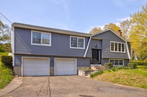 270 Maiden Ln, Durham, CT 06422 exterior