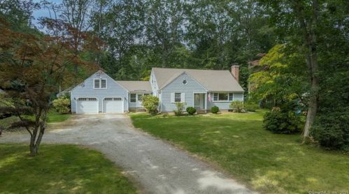 106 Old Kings Hwy, Wilton, CT 06897 exterior
