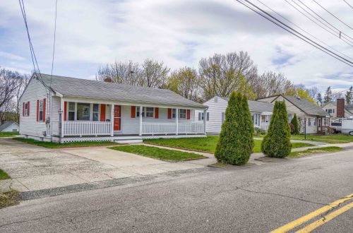 165 Tolles St, Nashua, NH 03064 exterior