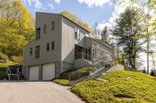 12 Indian Ridge Rd, West-Newbury, MA 01985 exterior