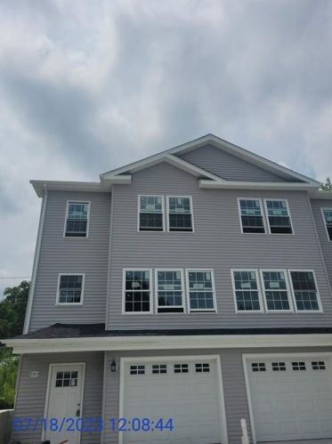 1413 Plainfield St, Providence, RI 02919 exterior