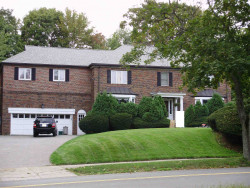 1572 Commonwealth Ave, Newton, MA 02465 exterior