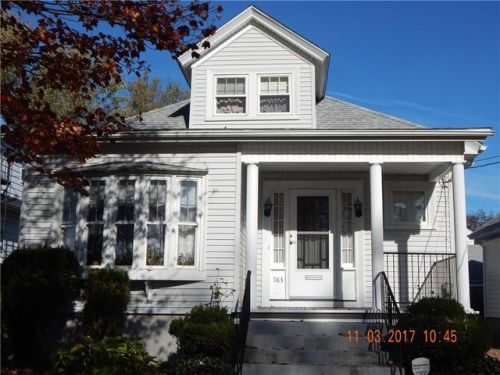 583 Pleasant Valley Pkwy, Providence, RI 02908 exterior