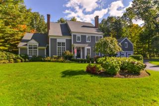 8 Exeter Park, Farmington, CT 06032 exterior