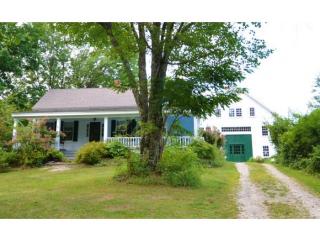 25 Crown Point Rd, Strafford, NH 03884 exterior