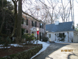 10 Fox Ln, Newton, MA 02459 exterior