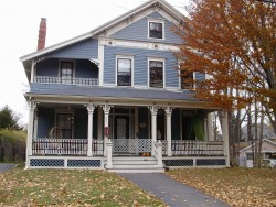 367 Newtonville Ave, Newton, MA 02458 exterior