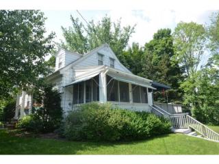 5 Pleasant St, Tuftonboro, NH 03894 exterior